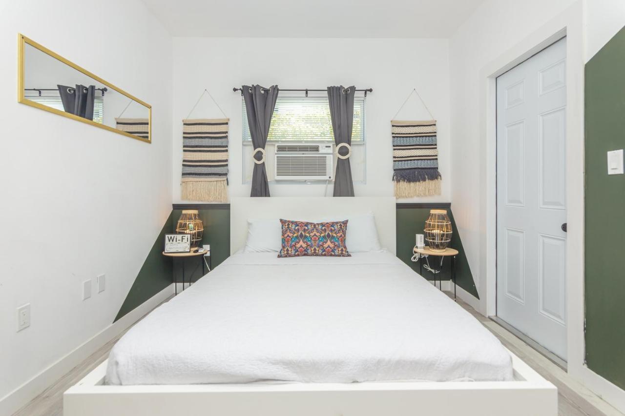 1 Bedroom Apartment With Balcony Miami - Heart Of Downtown Exteriör bild