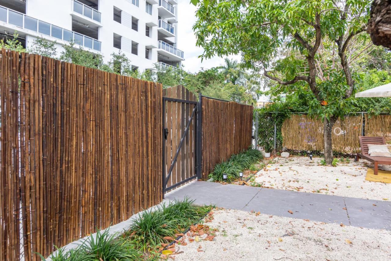 1 Bedroom Apartment With Balcony Miami - Heart Of Downtown Exteriör bild
