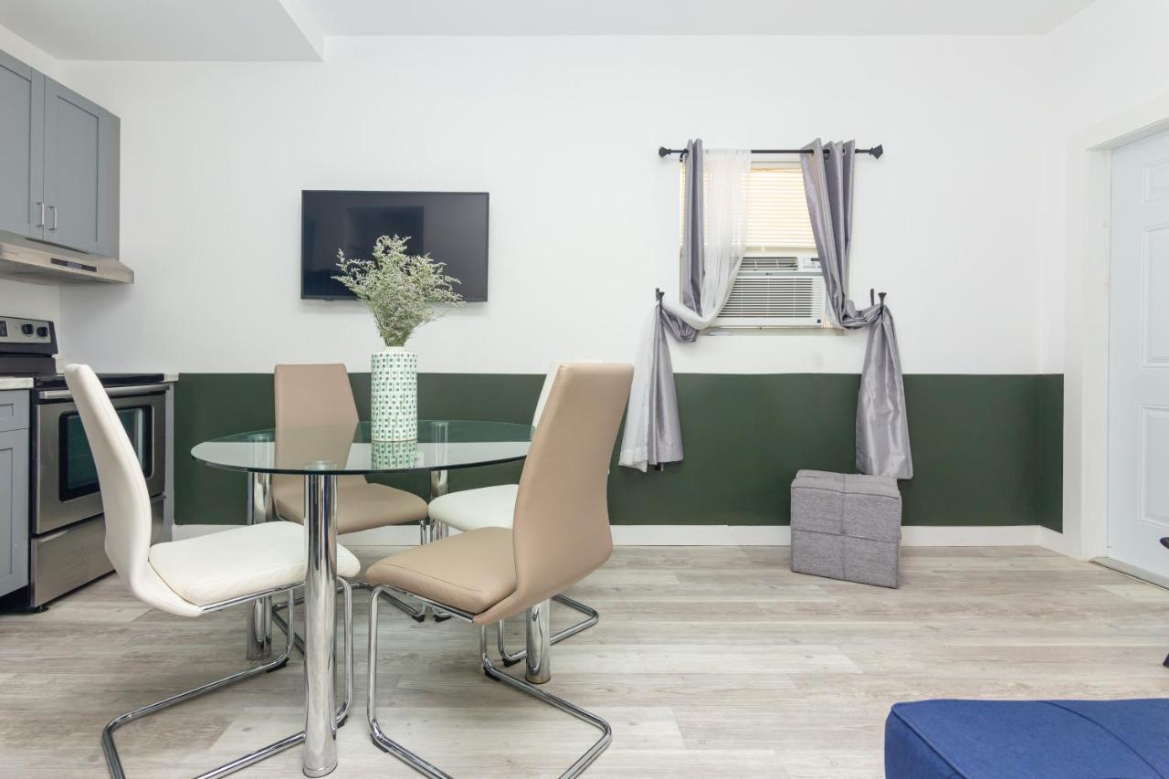 1 Bedroom Apartment With Balcony Miami - Heart Of Downtown Exteriör bild